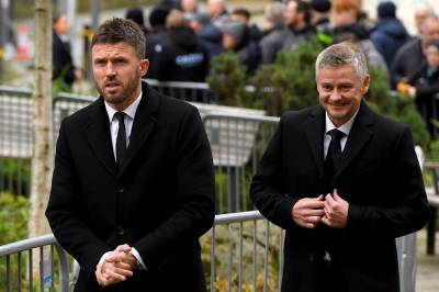 Carrick avslører samtaler med Ferguson og Solskjær