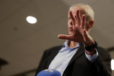 Handlekraft er å sparke noen