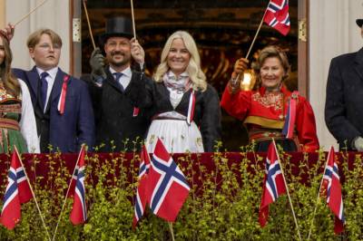 - Det må Kongen alltid ha etter barnetoget