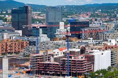 Boligbyggere og boligeiere bekymret over renteheving: – Et hardt slag for boligbyggingen