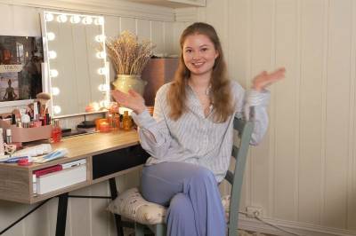 Sol Angelica fra Tønsberg vil bli Miss Norway som sin bestemor