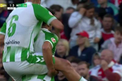 Pablo Fornals med mål mot Arsenal