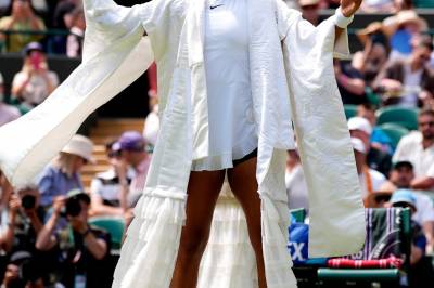 Tennis-antrekk skaper splittelse: Moteshow eller sport?