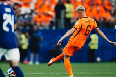 Tottenham endelig enig med Brighton om en perfekt Cristian Romero erstatter