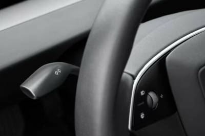 Tesla snur: endrer Model 3