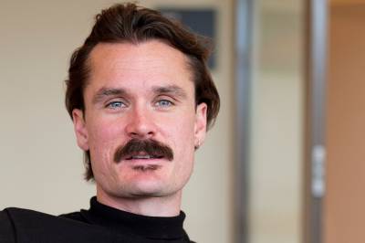 – Jeg vil heller bruke 50 kroner literen for bensin enn å kjøre rundt i en Tesla