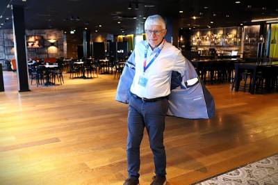 Feiret bursdagen på landsmøte: – Jeg var redd for å dø