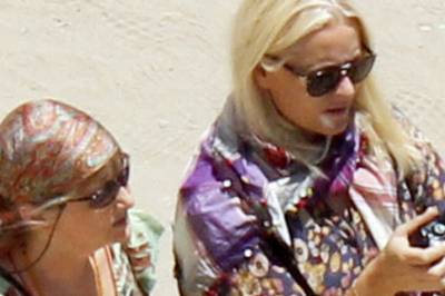 Tok med guru til Epsteins voldtekts-villa