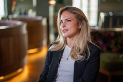 Leder skeivt datingprogram: – Blir sint av at folk ikke unner andre kjærlighet