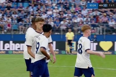 Shafiq Nandja med selvmål for Everton