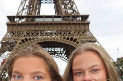 Maria og Iselin filmet kaoset i Paris