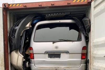 Tolletaten avdekket flere tonn ulovlig avfall under stor aksjon på Oslo havn