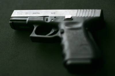 Tiltale: Barnehageansatt oppbevarte pistol på jobb