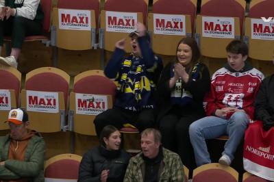 Scoring for Linus Lindström