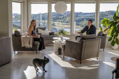 – Halve huset er ennå ikke ferdig, men vi prio­rite­rer ferier og tid med ungene