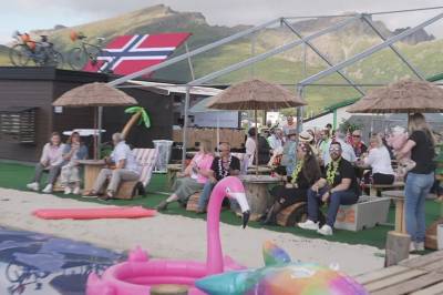 Fikset beach party før Arctic Race-målgang: – Fikk en crazy idé