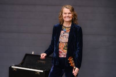 Elin Furubotn - Det nære