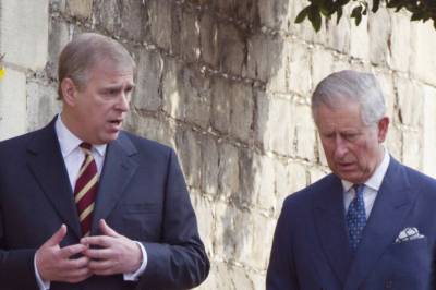 Tar avstand fra lillebror