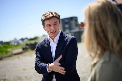 Ola Svenneby advarer: – Vi har en akutt realfagskrise