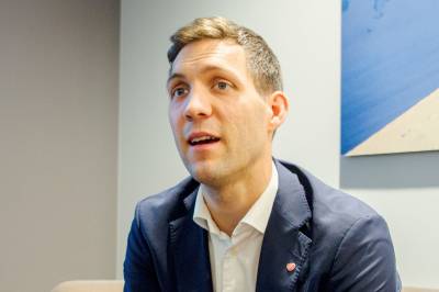 Miljøministeren: Tre grunner til fortsatt dumping i Førdefjorden