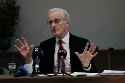 Støre møter pressen om Trumps straffetoller