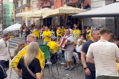 Her trosser Glimt-fansen advarselen