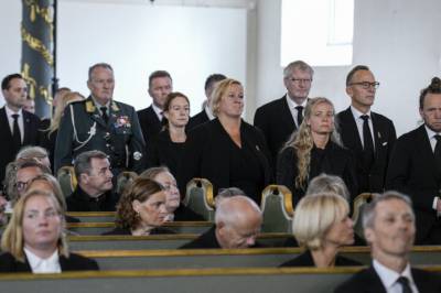 Gripende: Hoffet i sorg