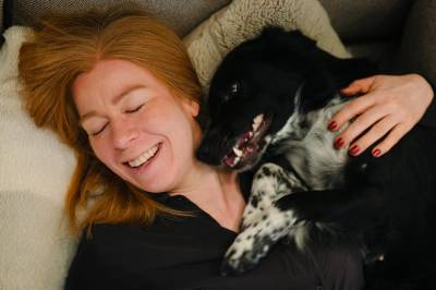 Helene Holtskog kunne dømme uføretrygdede som så helt friske ut på kafé. Så fikk hun en usynlig diagnose selv.