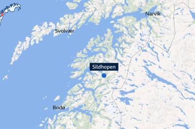 Motorsykkel i vannet etter forbikjøring