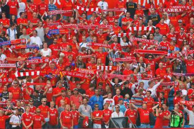 Raser blant Liverpool-supporterne: – Alle luktet en rotte