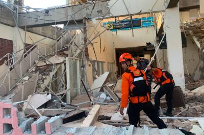 20 døde i kraftig jordskjelv i Indonesia