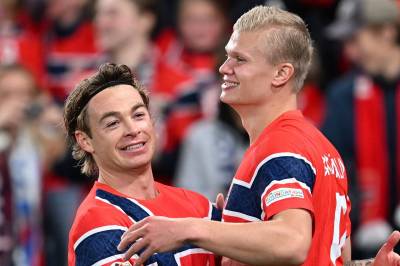Norge leder mot Danmark - reaksjoner i pausen