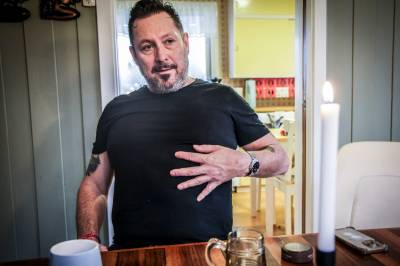 Fredrik (54) ble alvorlig syk: – Jeg kastet opp avføring