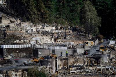 Brannvesenet opplyser at de har kontroll på brannen i Krokstadelva