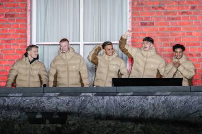 Stusser over VM-heltenes jakkevalg: – Merkelig