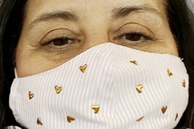 - Satser på at legene oppdager en kur