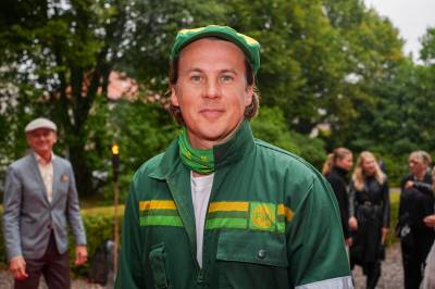 Julespesial: «Tek Fort» med Bård Ylvisåker