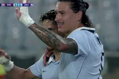 Maximiliano Araujo setter 4-1 mot India