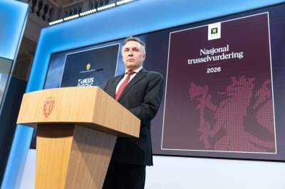 Forsvarsministeren: Norske F-16-fly lovet til Ukraina er fortsatt ikke i bruk