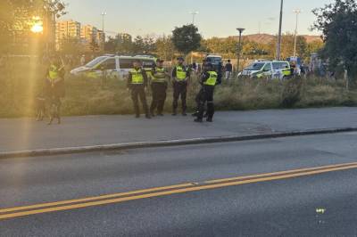 Politiet: - Trekk unna
