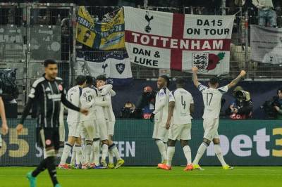 Tottenham bøtelagt etter nazihilsen fra supportere