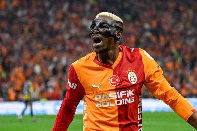 Medier: Arsenal i samtaler om Osimhen-overgang
