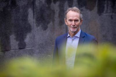 Oljeprisen passerer igjen 100 dollar: – Markedet legger til grunn at dette var spill for galleriet