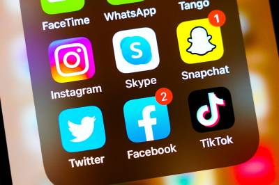 Polen skal forby mobilbruk for skoleelever under 16 år