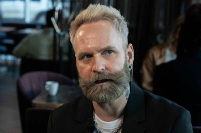 Ut mot «Kompani Lauritzen»: – Ganske forbanna