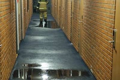 - Rant gjennom fire etasjer