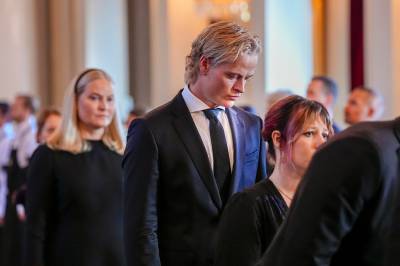 Skandalefokus i utlandet: – Må gi hele bildet til leserne våre