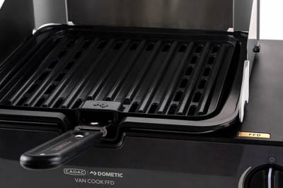 Mini gassgrill og kokeplate i ett