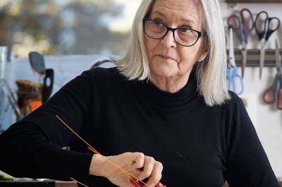 width=device-width, initial-scale=1