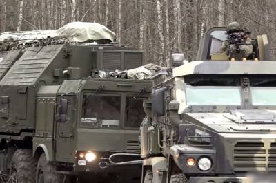 Russland hevder å ha utplassert et missilsystem med kjernefysisk kapasitet i Hviterussland